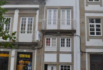 Casa Augusta AL allows 18 year olds to book a room