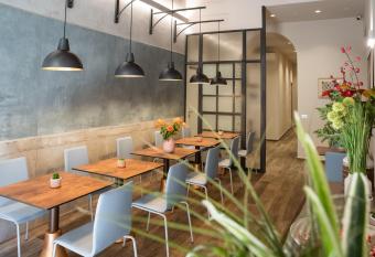 B&B Governo dei Nove allows 18 year olds to book a room