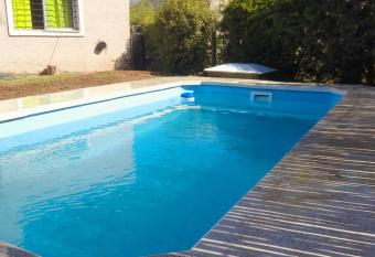 Casa el sue  o de Alicia allows 18 year olds to book a room