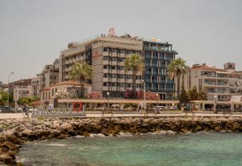 Derici Hotel has Balcony rooms