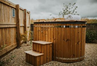 Runa Farm allows 18 year olds to book a room