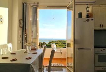 Durres Beach Apartment With Balcony allows 18 year olds to book a room