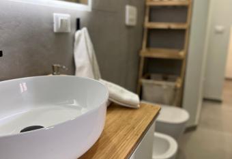 casa di Sveva allows 18 year olds to book a room