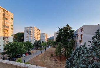 Apartment Ostojic has Balcony rooms