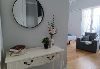 Suites do Doutor has Balcony rooms