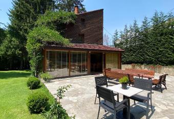 Brezovica Luxury Villa has Balcony rooms