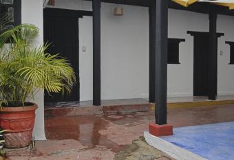 Casa Nacubi allows 18 year olds to book a room