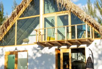 Coconi House has Balcony rooms