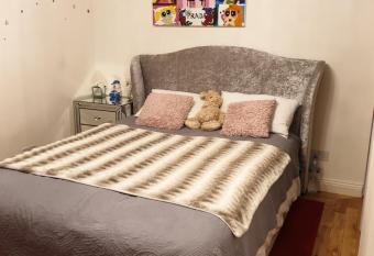 Plumleys allows 18 year olds to book a room