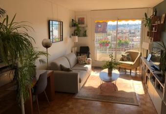 Charming Apt Next To Roland Garros has Balcony rooms