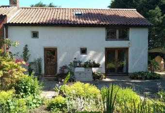 Sans, Souci. @ Mill House has Balcony rooms