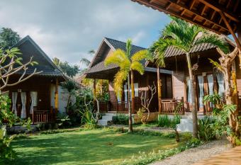 Kurnia Guest House & Spa allows 18 year olds to book a room