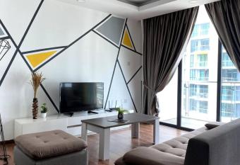 #2.1 Jazz Suites Large Bed Vivacity Kuching 3rooms has Balcony rooms