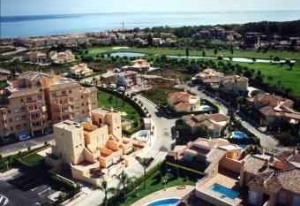 APARTAMENTOS PAR TRES - Oliva Nova has Balcony rooms