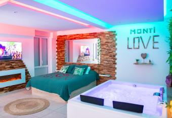 Monti-love allows 18 year olds to book a room