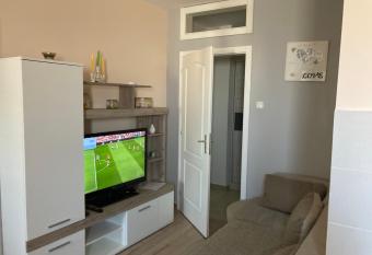 STAN NA DAN-LOZNICA 2 has Balcony rooms