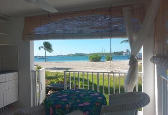 Just in paradise has Balcony rooms