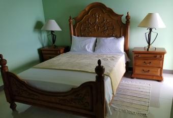 La Mer allows 18 year olds to book a room