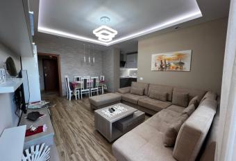 Tirana Lifestyle has Balcony rooms