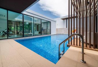 M  venpick Pool Villa4BR-PrivatePool(SHA CERTIFIED) has Balcony rooms