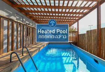 Yalarent Villa Viviana- 4Bdrm villa with private heated pool has Balcony rooms