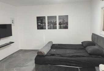 Villa Vered has Balcony rooms