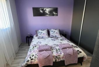 CHAMBRE D HOTES DANS MAISON PROCHE de COLMAR has Balcony rooms