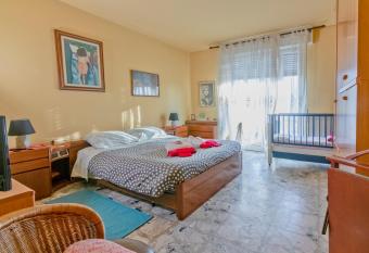 Il Broletto B&B has Balcony rooms