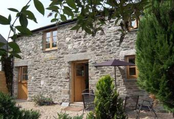 Tuell Farm Cottages has Balcony rooms