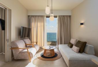 KALES SEA VIEW SUITES has Balcony rooms