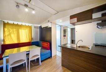 Camping Grande Italia Stromboli 2 has Balcony rooms