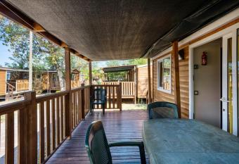 Camping Grande Italia Stromboli 1 has Balcony rooms