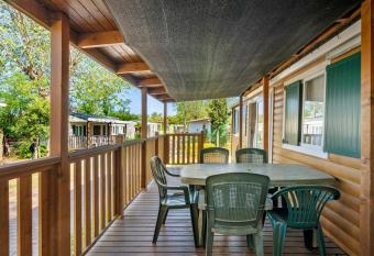 Camping Grande Italia Belvedere 1 has Balcony rooms