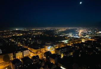 Hotelturm Augsburg Appartment 29 Stock allows 18 year olds to book a room