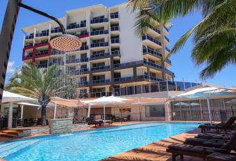 Mantra Mackay allows 18 year olds to book a room