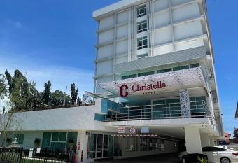 Christella Hotel Laemchabang has Balcony rooms