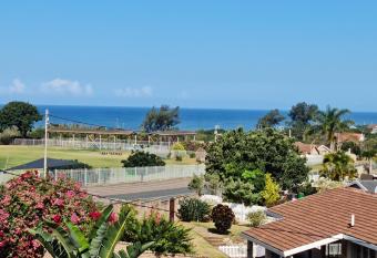 Africatamna Self Catering House has Balcony rooms