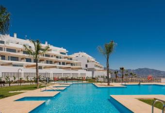 Breathtaking view golf beach luxury apartment with amenities included in La Cala de Mijas has Balcony rooms