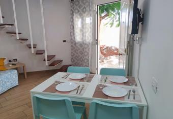 Las Tortugas 350mt from the beach wi-fi free allows 18 year olds to book a room