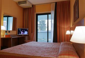 Hotel Romanisio has Balcony rooms