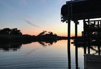 Cottage by the Sea: Pagnotto Shellback House allows 18 year olds to book a room