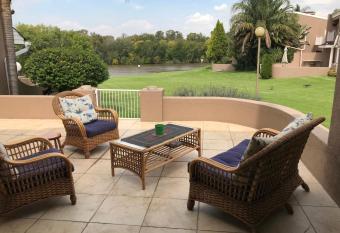 RIVIERA INTERNATIONAL VILLAS has Balcony rooms