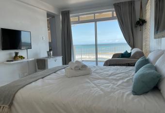 Ocean   s Edge has Balcony rooms