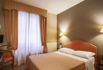 Le camere di aisa allows 18 year olds to book a room