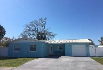 Sunshine allows 18 year olds to book a room