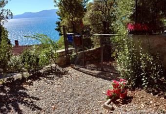 Dorian has Balcony rooms