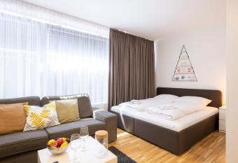 Modern City Hideaway Graz by ichbucheAT allows 18 year olds to book a room