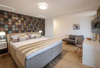 bichl 761 has Balcony rooms