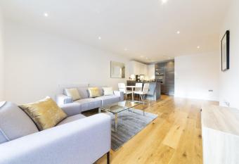 Stylish family sized 2 bedroom apartment has Balcony rooms