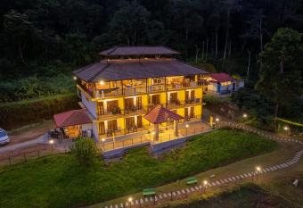The Hosteller Coorg Rainforest, Madikeri allows 18 year olds to book a room